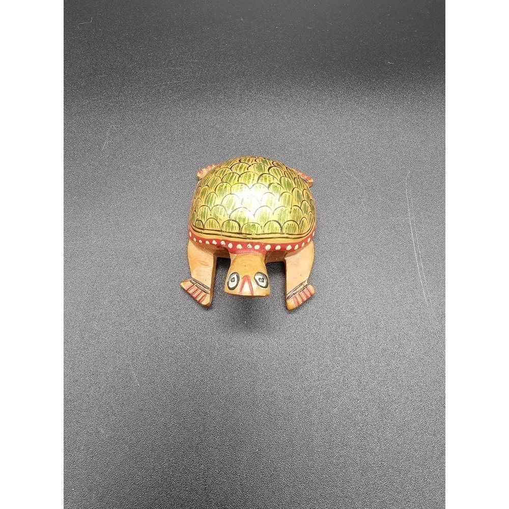 Hand Carved Hand Painted Folk‎ Art Wooden Turtle Figurine